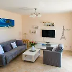 Maestral Apartment